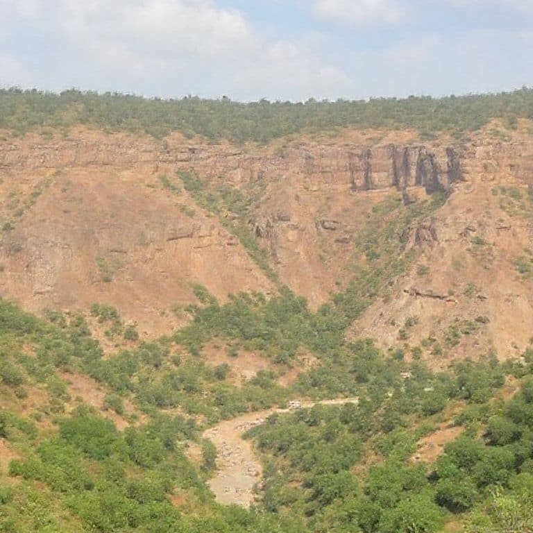 Congress Criticizes Centre's New Mining Lease Order in Aravalli